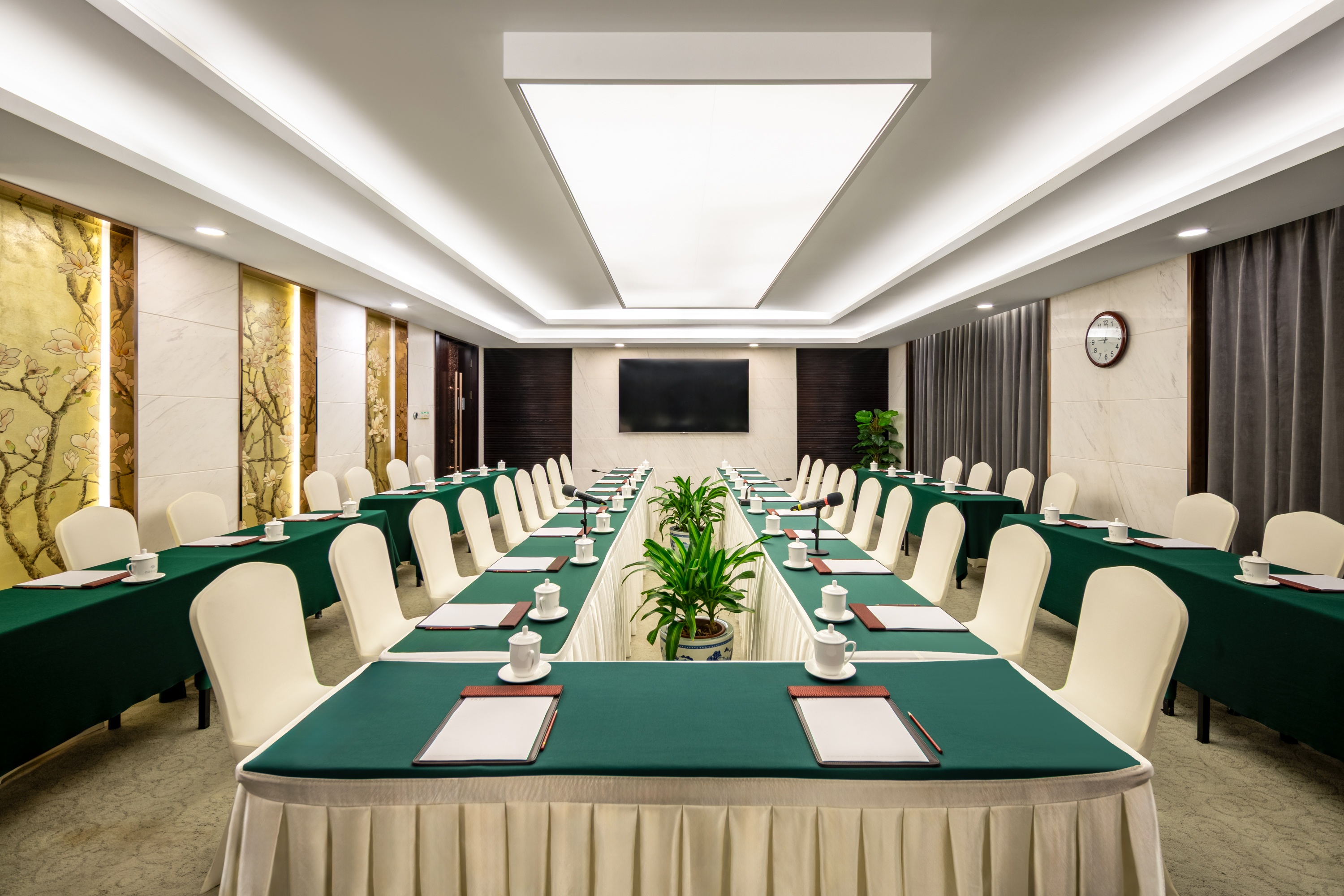 Banquets & Events
